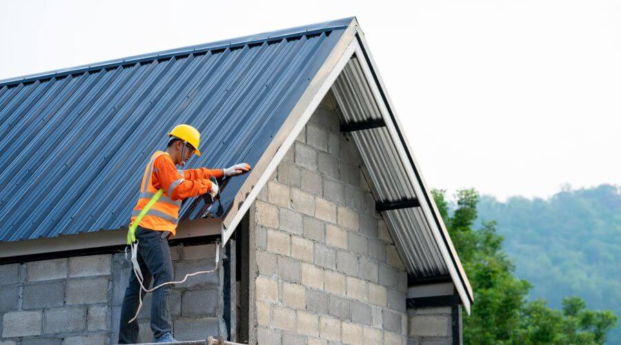 Expert Emergency Roof Repairs services in Changewater, NJ